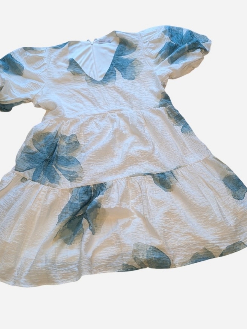 Nine West Cream Dress with Green Leaf Pattern - Picture 2 of 14